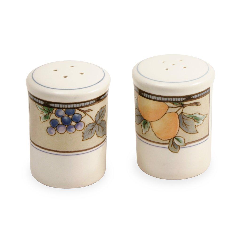 garden-harvest-salt-and-pepper-set_5089701_1