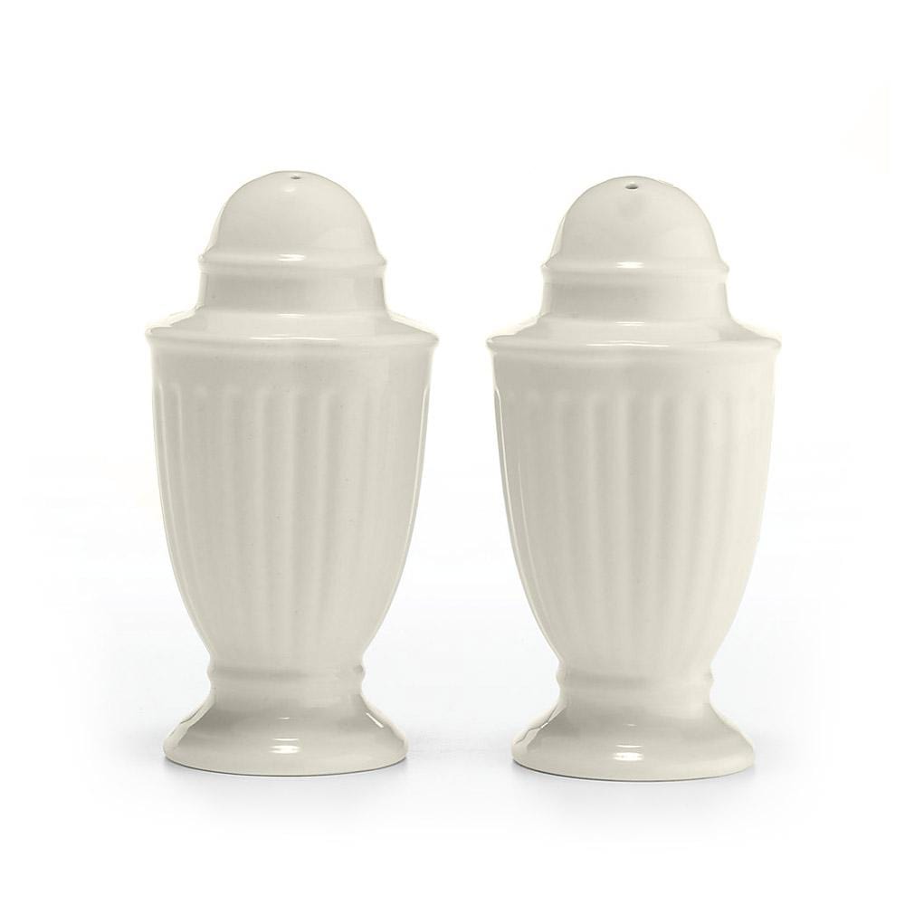 italian-countryside-salt-and-pepper-set_DD900-751_1